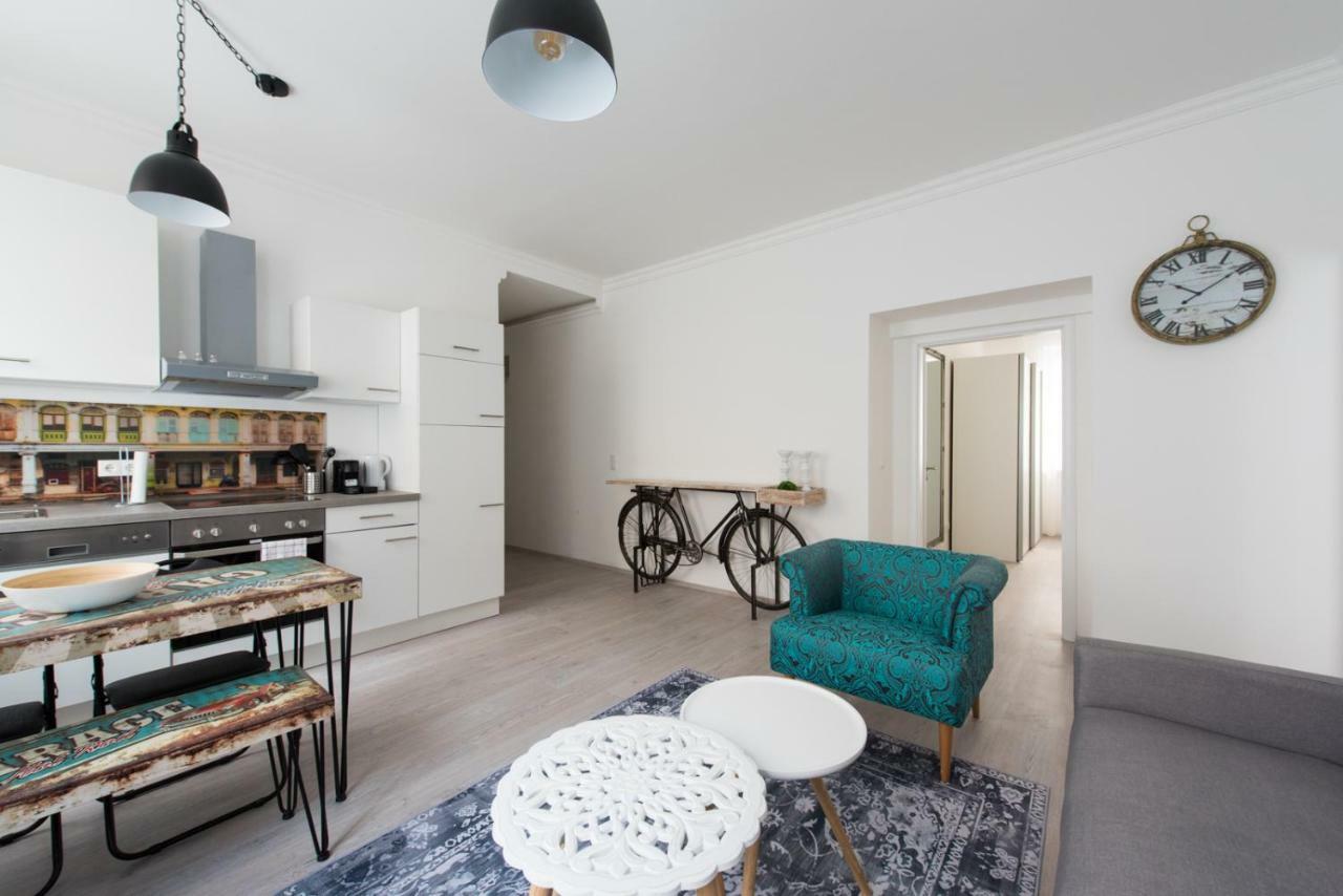 Апартаменти Let It Be Vienna U1, U2, U4 Karlsplatz Oper Екстер'єр фото